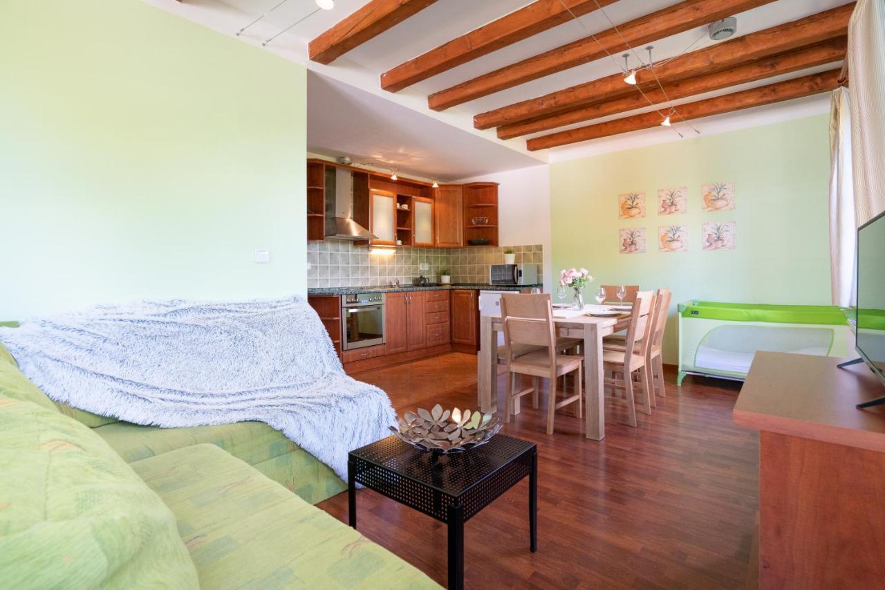 Apartman Lipa-Lipno Lipno nad Vltavou Extérieur photo