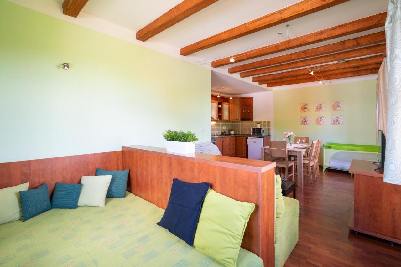 Apartman Lipa-Lipno Lipno nad Vltavou Extérieur photo